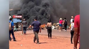 Moradores Bloqueiam BR-163 em Protesto Contra Descaso e Excesso de Velocidade