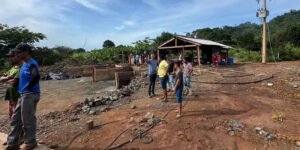 Desabamento em Mina Ilegal Deixa Garimpeiros Soterrados