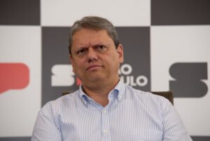 Tarcísio na briga pelo Planalto é ideia que ‘se consolida’, diz vice-governador