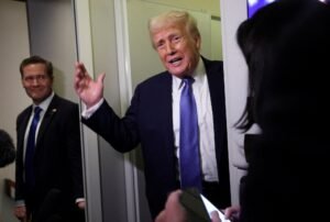 Trump diz que não está pensando em pausar tarifas e deve conversar com a China