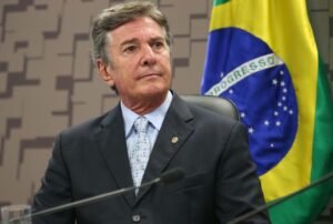 Moraes concede prisão domiciliar ao ex-presidente Collor