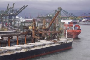 Vendas para os EUA sobem 22% após tarifas de Trump – 07/05/2025 – Mercado