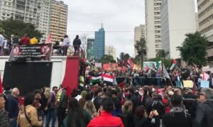 Manifestantes de vários países, incluindo Brasil, pedem cessar-fogo na Faixa de Gaza