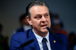 Após corte de tarifas, Fávaro diz que Brasil retoma “normalidade” com os EUA