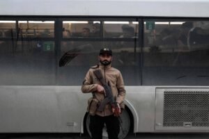 Forças curdas deixam Aleppo após cessar-fogo – 11/01/2026 – Mundo