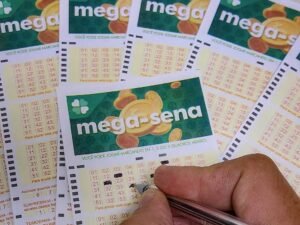 Sorteio da Mega-Sena acumula e próximo concurso vai pagar R$ 105 milhões