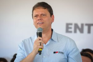 Tarcísio diz que nova ideia de subvenção do diesel é ‘razoável’ e SP deve aderir