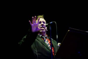 Public Image Ltd faz show entre rebeldia e contemplação – 09/04/2026 – Ilustrada